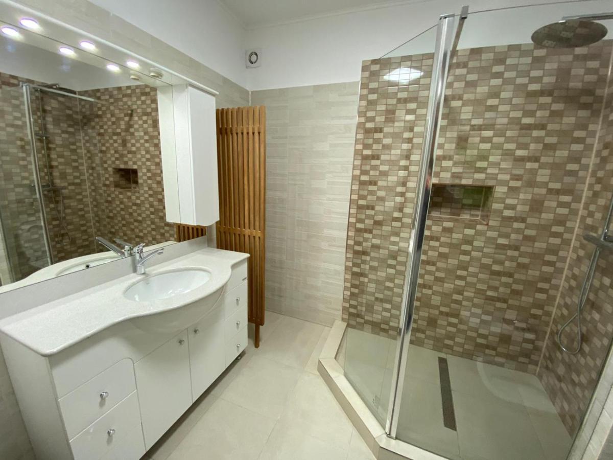 Centre Ville Apartment Cluj Napoca Bagian luar foto