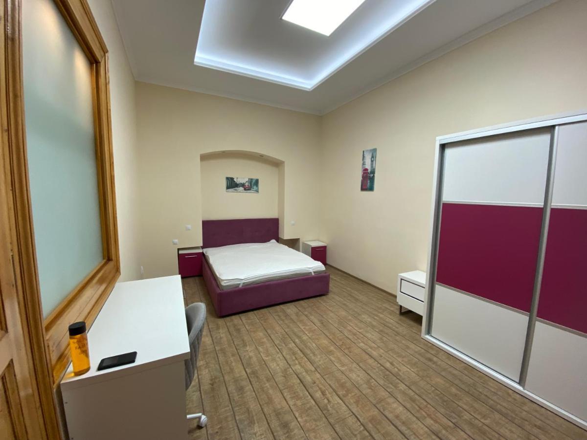 Centre Ville Apartment Cluj Napoca Bagian luar foto